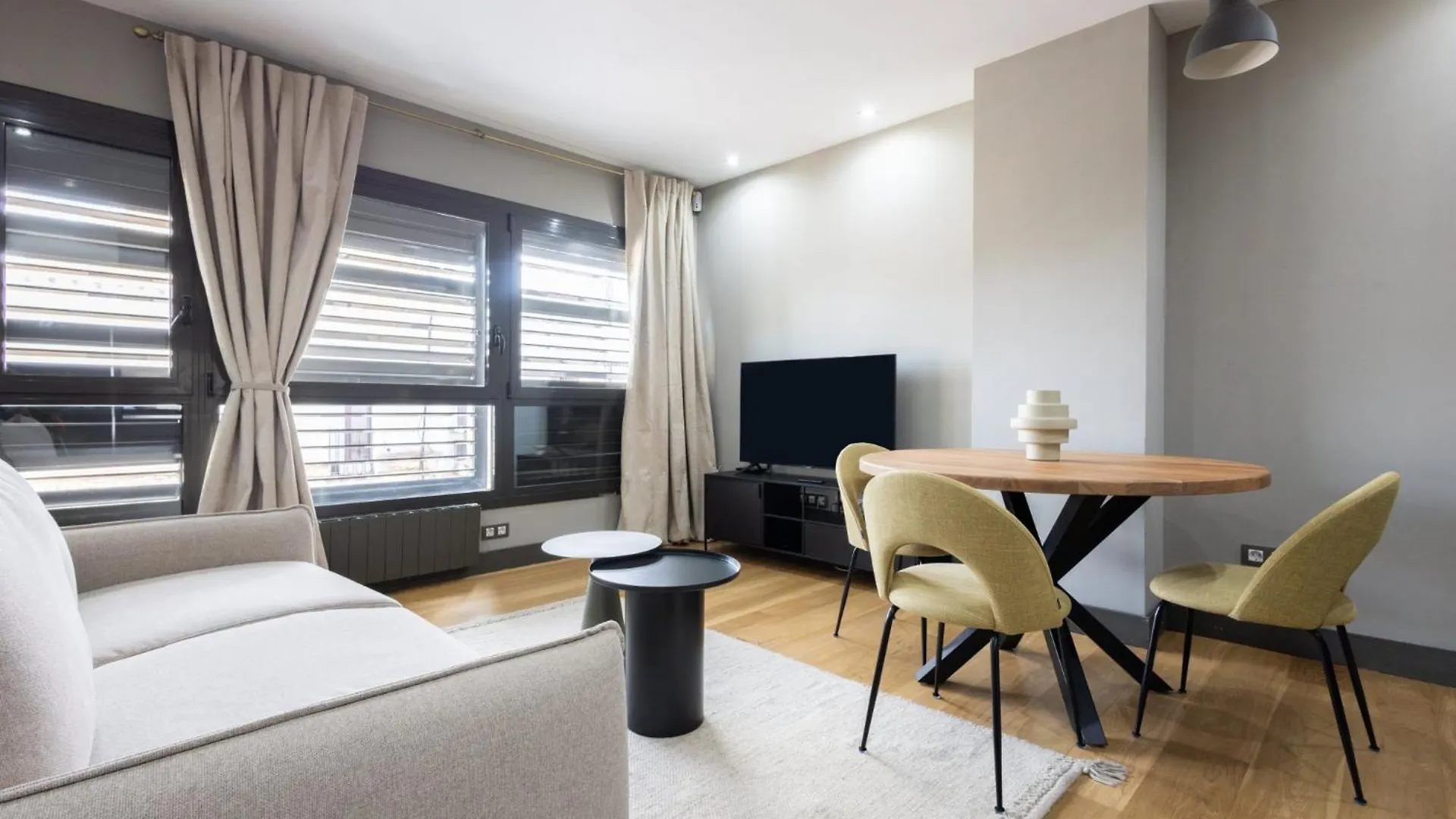 Stay U-Nique Apartments Pau Claris II Barcelona